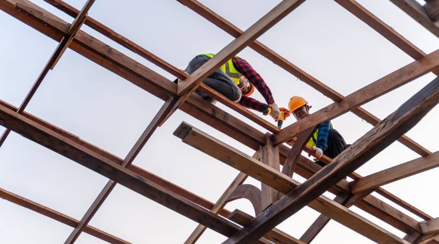 Professional gutter cleaning services in Petty, TX